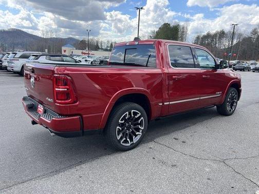 Molten Red Pearlcoat 2026 RAM 1500 Limited