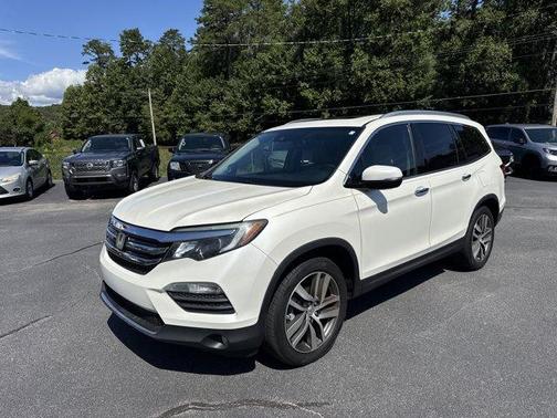 2017 Honda Pilot Touring