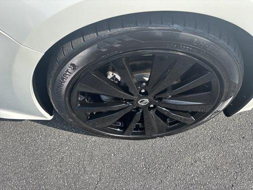 2020 Nissan Altima 2.5 SR