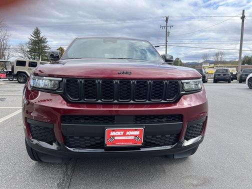 2024 Jeep Grand Cherokee L Laredo