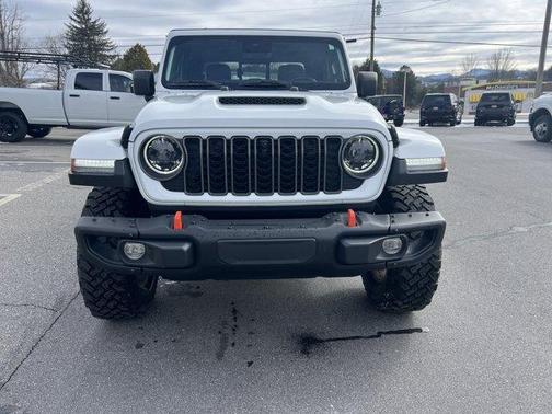 2024 Jeep Gladiator Mojave X