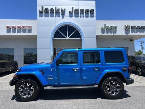 Hydro Blue Pearlcoat 2024 Jeep Wrangler Sahara