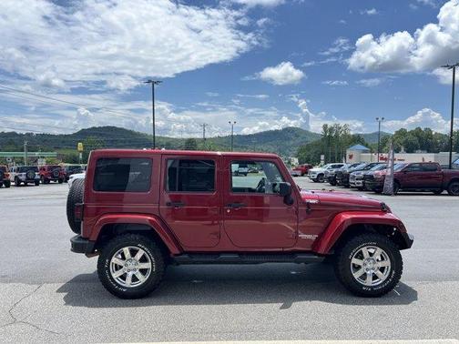 2012 Jeep Wrangler Unlimited Sahara