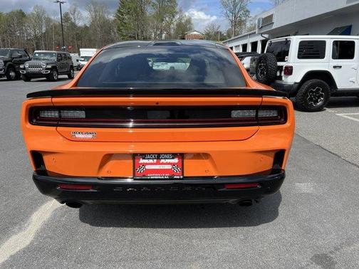 PEEL OUT 2026 Dodge Charger Scat Pack