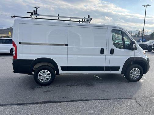 2025 RAM ProMaster 2500 Base
