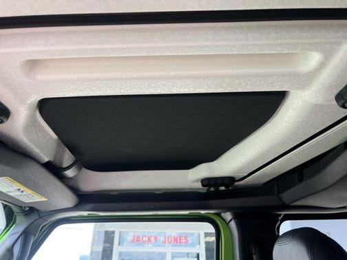Mojito! Clearcoat 2025 Jeep Gladiator Rubicon