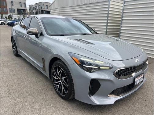 2022 Kia Stinger GT-Line Sedan 4D