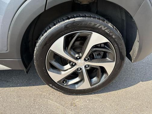2017 Hyundai TUCSON Sport