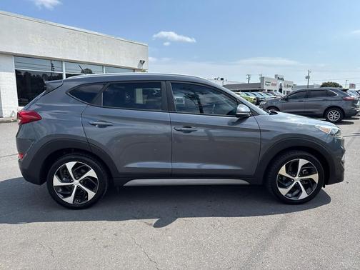 2017 Hyundai TUCSON Sport