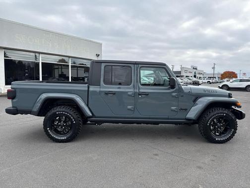 2026 Jeep Gladiator Willys 4x4
