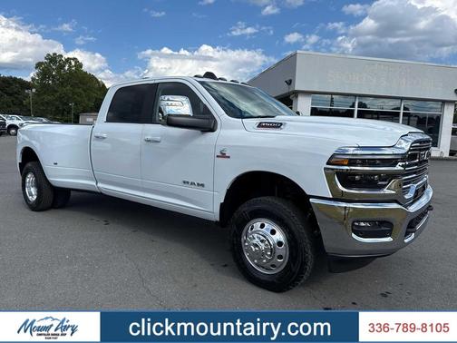 2026 RAM 3500 Laramie 4x4 Crew Cab 8 Box