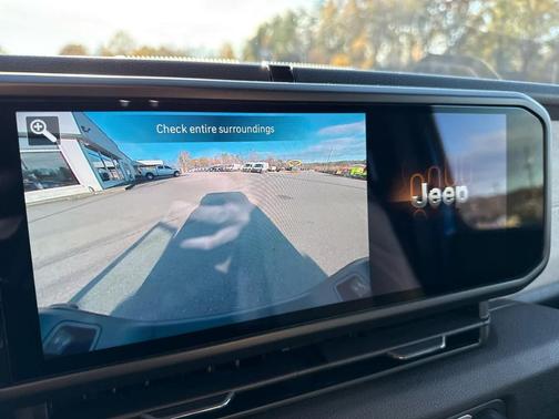 2026 Jeep Gladiator Willys 4x4