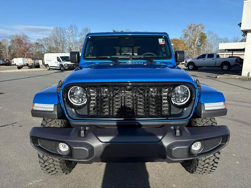 2026 Jeep Gladiator Willys 4x4