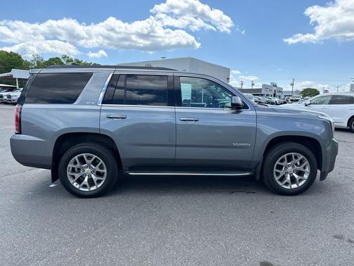 Satin Steel Metallic 2019 GMC Yukon SLE