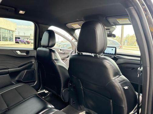 Agate Black Metallic 2024 Ford Escape ST-Line