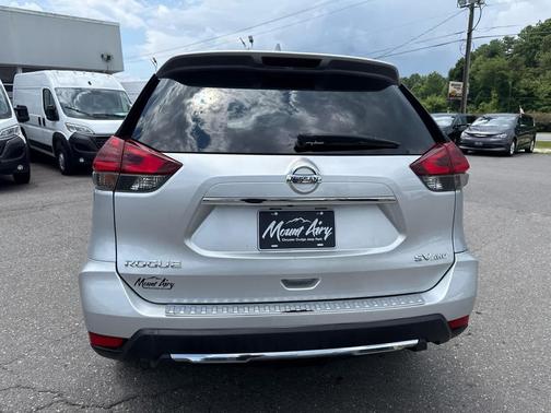 Brilliant Silver 2018 Nissan Rogue SV