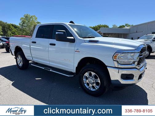 Bright White Clearcoat 2024 RAM 2500 Big Horn 4x4 Crew Cab 64 Box