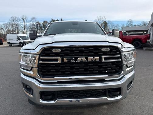 2024 RAM 2500 Big Horn 4x4 Crew Cab 64 Box