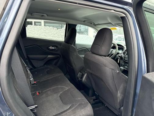 2020 Jeep Cherokee Latitude