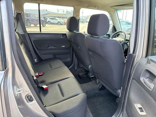 2005 Scion xB Base