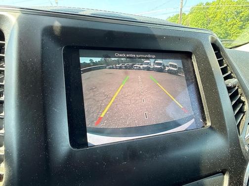 Bright White Clearcoat 2019 Jeep Cherokee Latitude
