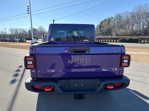 2026 Jeep Gladiator Mojave 4x4