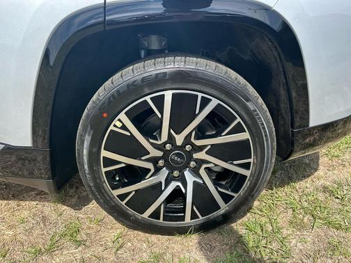 2025 Jeep Wagoneer S Limited