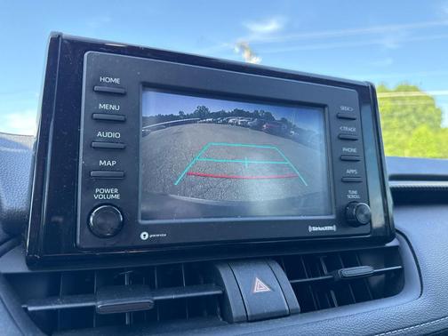 Magnetic Gray Metallic 2022 Toyota RAV4 LE