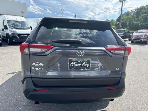 Magnetic Gray Metallic 2022 Toyota RAV4 LE