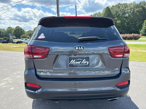 2020 Kia Sorento LX V6