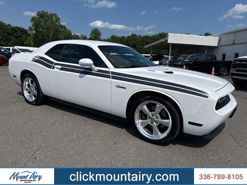 Bright White Clear Coat 2012 Dodge Challenger R/T