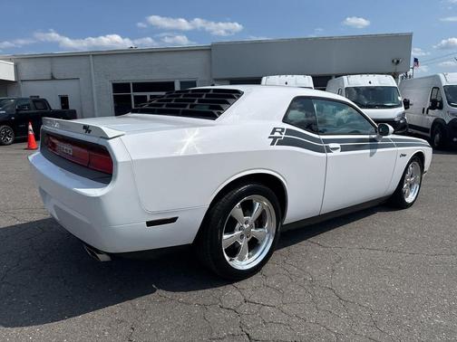Bright White Clear Coat 2012 Dodge Challenger R/T