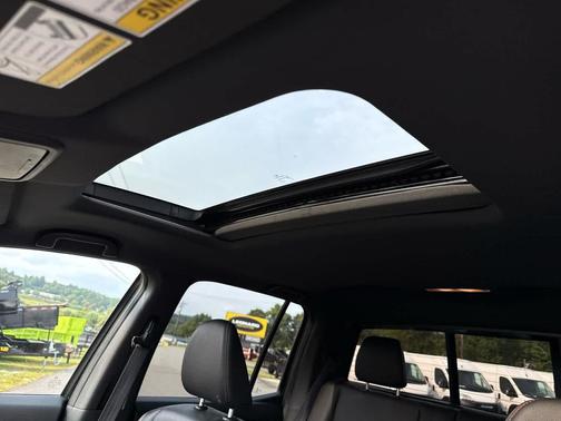 2022 Honda Ridgeline Black