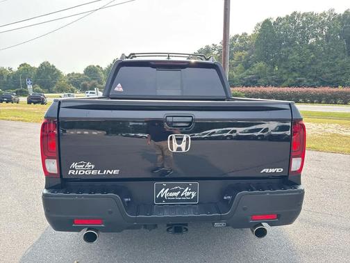 2022 Honda Ridgeline Black