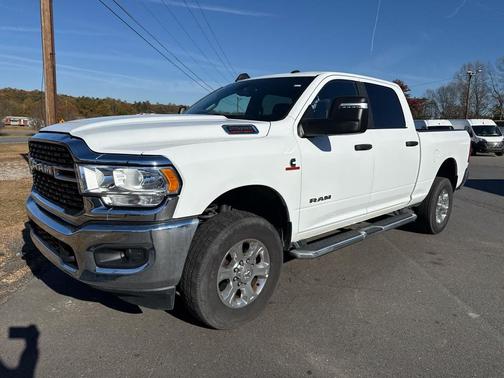 2024 RAM 2500 Big Horn 4x4 Crew Cab 64 Box
