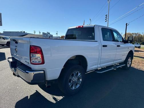 2024 RAM 2500 Big Horn 4x4 Crew Cab 64 Box