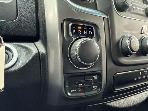 2024 RAM 1500 Classic Warlock 4x4 Crew Cab 57 Box