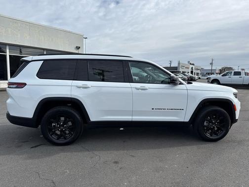 2025 Jeep Grand Cherokee L Altitude