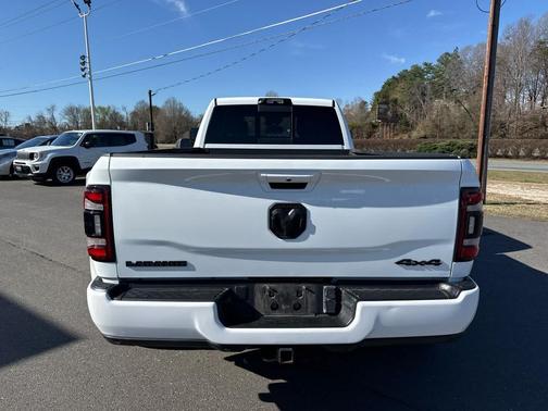 2024 RAM 3500 Laramie 4x4 Crew Cab 8 Box