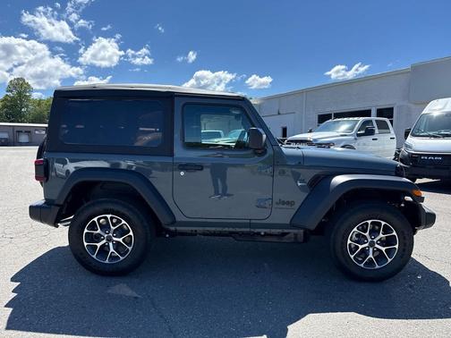 Anvil Clearcoat 2026 Jeep Wrangler Sport S