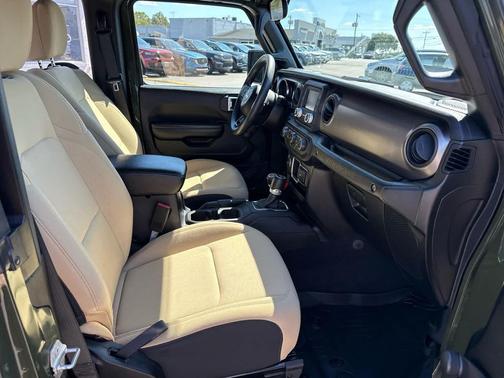 2021 Jeep Wrangler Sport
