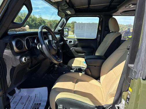 2021 Jeep Wrangler Sport