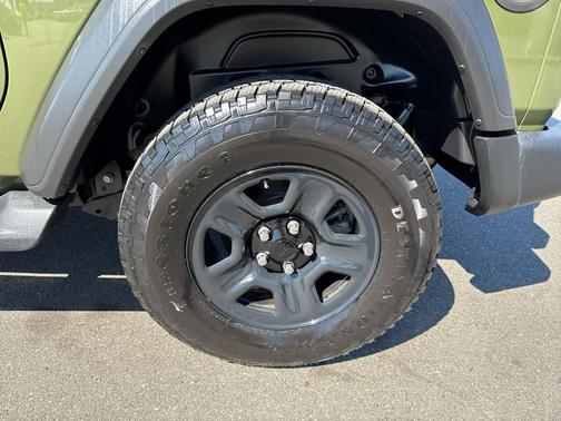 2021 Jeep Wrangler Sport