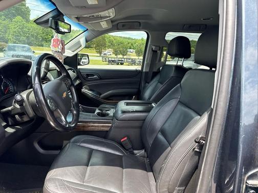 Shadow Gray Metallic 2019 Chevrolet Suburban LT