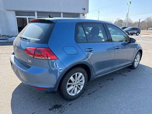2016 Volkswagen Golf TSI 2-Door