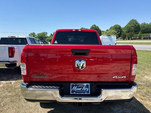 Flame Red Clearcoat 2024 RAM 2500 Big Horn 4x4 Crew Cab 64 Box