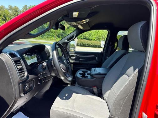 Flame Red Clearcoat 2024 RAM 2500 Big Horn 4x4 Crew Cab 64 Box