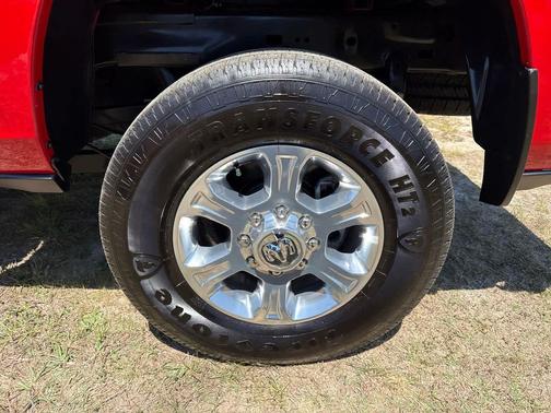 Flame Red Clearcoat 2024 RAM 2500 Big Horn 4x4 Crew Cab 64 Box