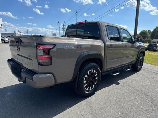 2022 Nissan Frontier PRO-4X