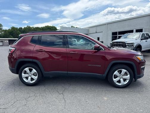 Velvet Red Pearlcoat 2021 Jeep Compass Latitude